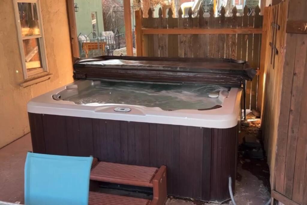 Cliff House Lodge And Hot Tub Cottages Morrison Bagian luar foto