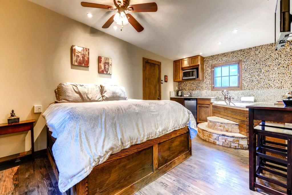 Cliff House Lodge And Hot Tub Cottages Morrison Bagian luar foto