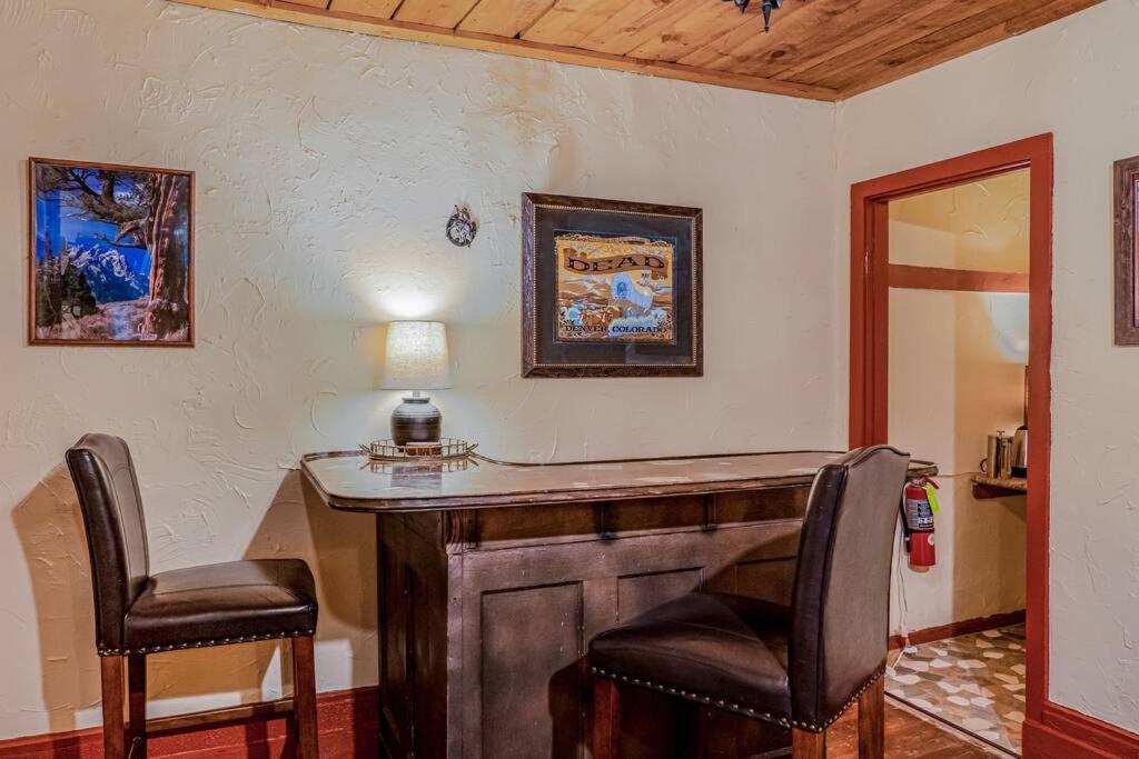 Cliff House Lodge And Hot Tub Cottages Morrison Bagian luar foto